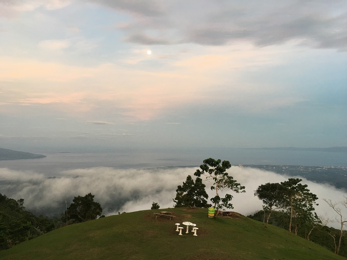 シブランにあるプンカック山の景観