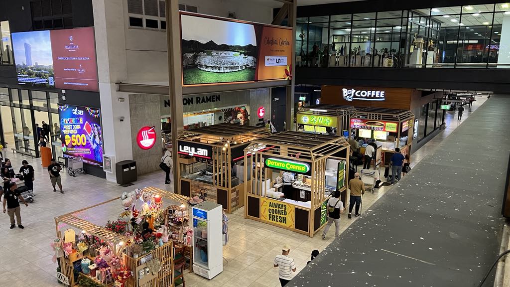 セブ マクタン国際空港 ターミナル1 ロビー