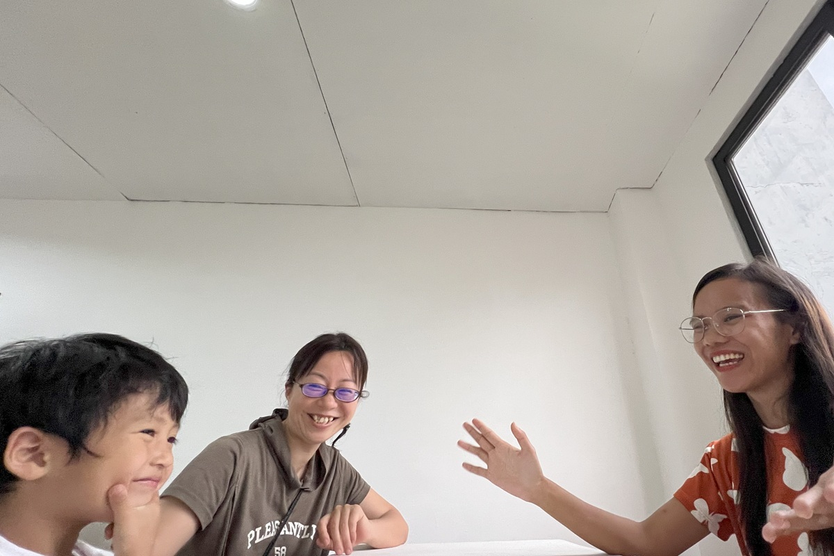 効果的な格安親子留学レッスンの様子