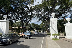 シリマン大学の歴史あるキャンパス。フィリピン留学やドゥマゲテ留学（ドゥマゲッティ）中に訪れたい名門大学の観光スポット。